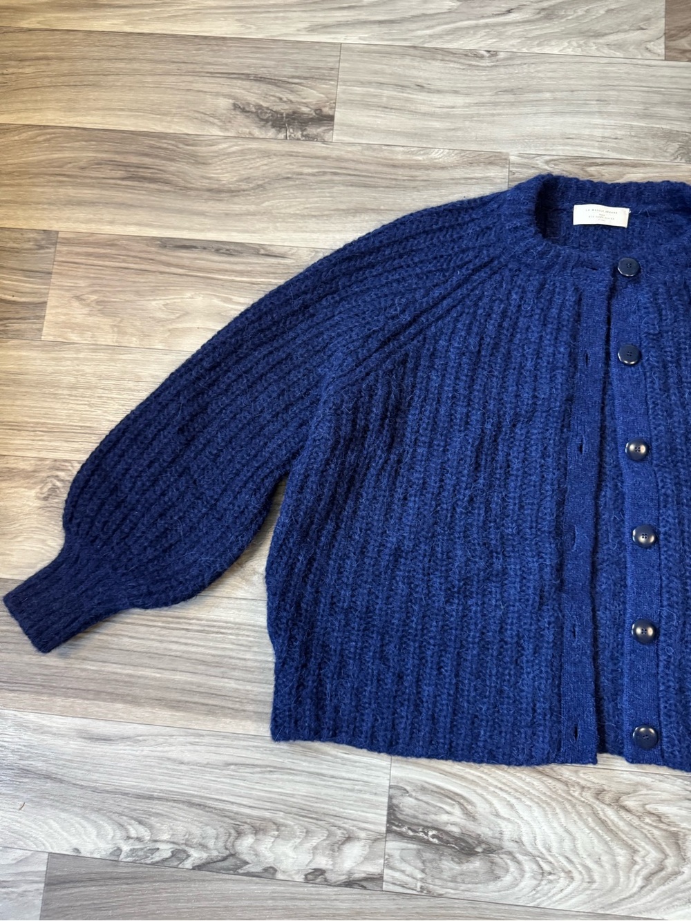 Sezane Emile Cardigan in Navy Size Medium - Picture 6 of 13